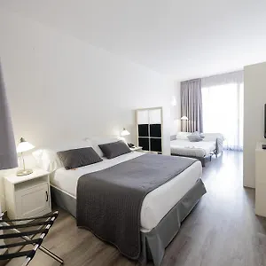 Apartahotel Atenea Calabria, Barcelona